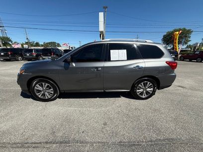Used 2019 Nissan Pathfinder SL