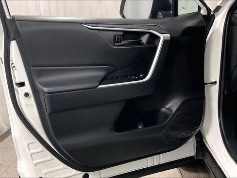 Certified 2024 Toyota RAV4 LE image 9