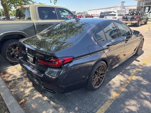 Used 2021 BMW M550i xDrive w/ Dynamic Handling Package AWD/4WD image 5