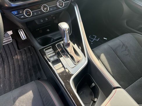 Used 2025 Acura ADX A-Spec image 16