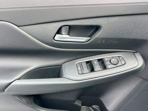 New 2026 Nissan Sentra SV w/ SV Convenience Package FWD image 8