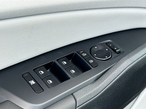 New 2026 Kia Sportage EX AWD/4WD image 8