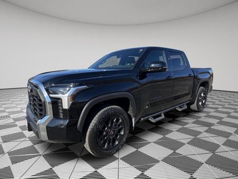 Used 2025 Toyota Tundra SR5 w/ TRD Off-Road Premium Package image 21