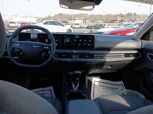 Certified 2025 Kia K4 EX image 10
