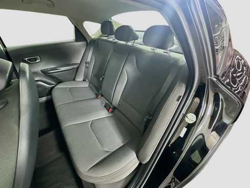 Used 2025 Kia K4 FWD image 26