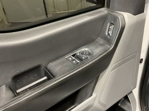 Used 2023 Ford F350 XL w/ XL Chrome Package image 7