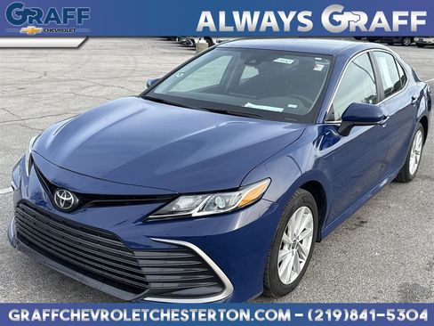 Used 2023 Toyota Camry LE image 1