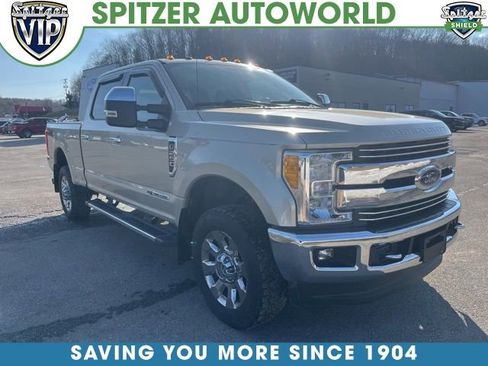 Used 2017 Ford F250 Lariat image 1