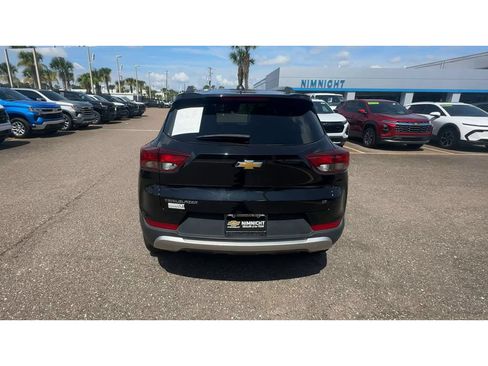Used 2022 Chevrolet TrailBlazer LT FWD image 3
