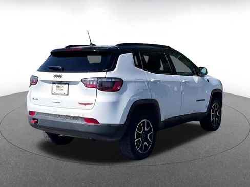 Used 2025 Jeep Compass Trailhawk image 14