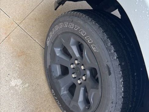Used 2025 RAM 1500 Big Horn AWD/4WD image 12