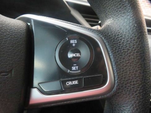 Used 2018 Honda Civic EX image 31