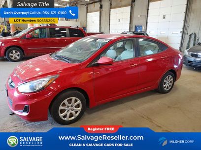 Used 2012 Hyundai Accent GLS w/ Comfort Pkg 2