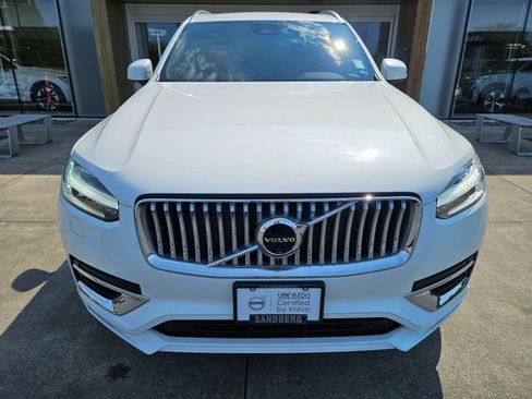 Used 2024 Volvo XC90 T8 Plus AWD/4WD image 2