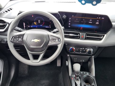 Certified 2025 Chevrolet TrailBlazer LT FWD image 29