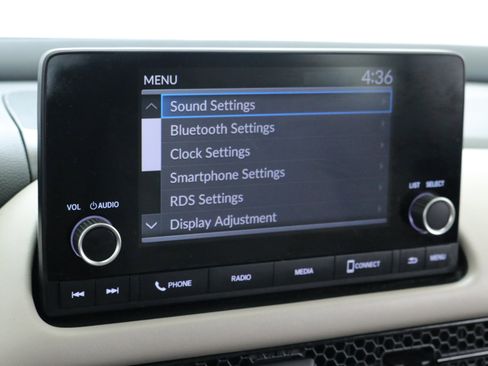 Used 2023 Honda HR-V LX image 17