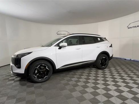 Certified 2026 Kia Sportage EX w/ EX Panorama Roof Package image 4