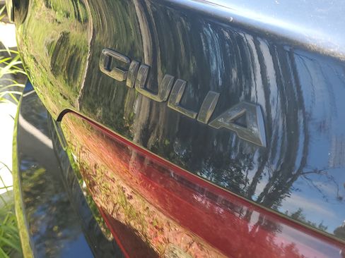 Used 2019 Alfa Romeo Giulia w/ Nero Edizione image 9