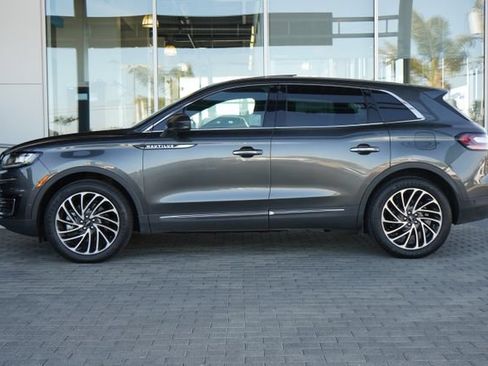Used 2020 Lincoln Nautilus Reserve w/ Equipment Group 201A FWD image 5
