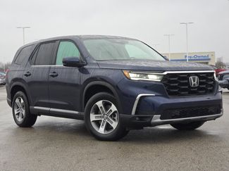 Used 2025 Honda Pilot EX-L video 2