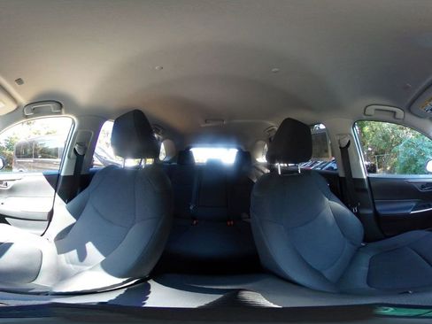 Used 2025 Toyota RAV4 LE image 42