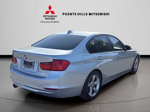 Used 2013 BMW 328i Sedan RWD image 5