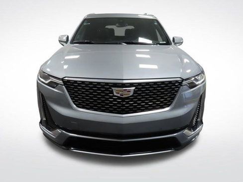 Certified 2023 Cadillac XT6 Premium Luxury FWD image 9