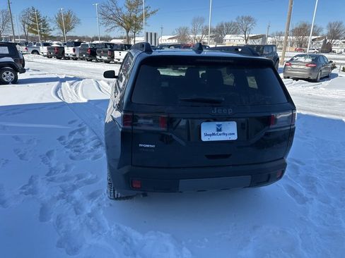 New 2026 Jeep Cherokee Limited image 25