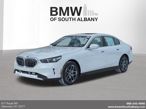 New 2026 BMW 530i xDrive xDrive w/ Premium Package image 1