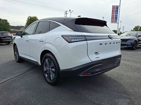Used 2025 Nissan Murano SL w/ Cargo Package image 4