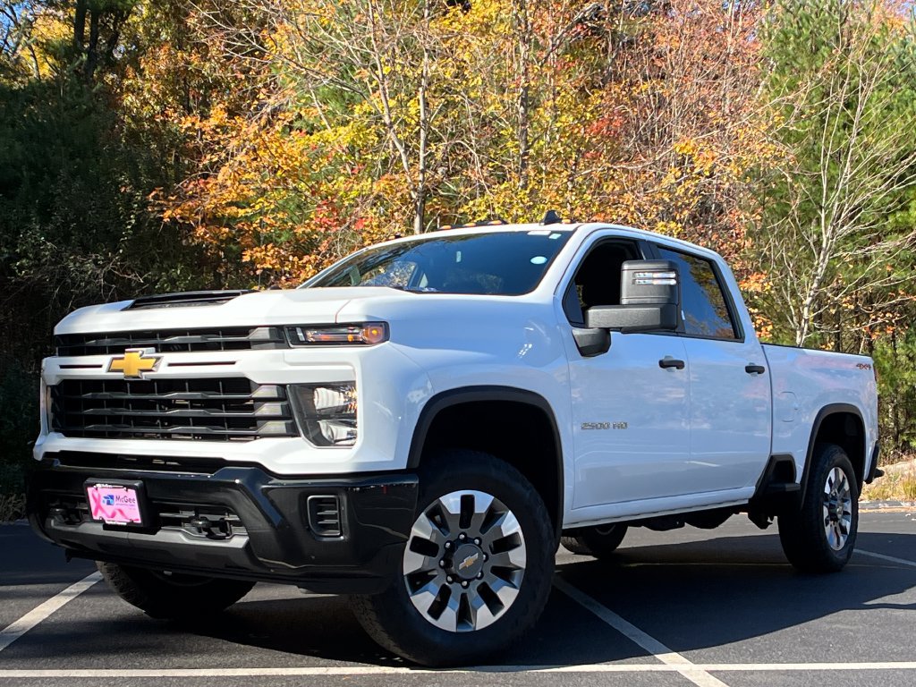 Used 2024 Chevrolet Silverado 2500 Custom w/ Custom Value Package AWD/4WD 360° Tour