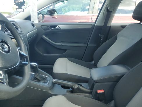 Used 2017 Volkswagen Jetta S FWD image 10