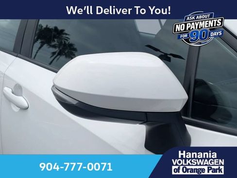 Used 2024 Toyota Corolla XSE FWD image 10