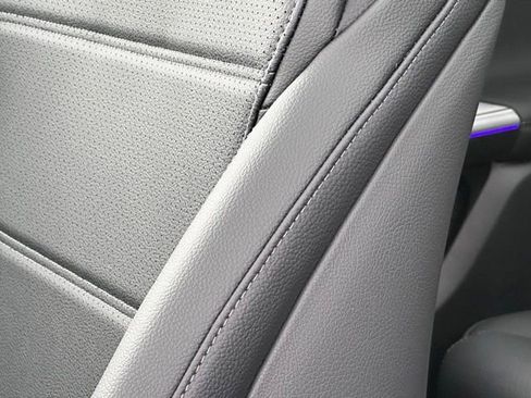 New 2026 Mercedes-Benz GLC 300 4MATIC image 28