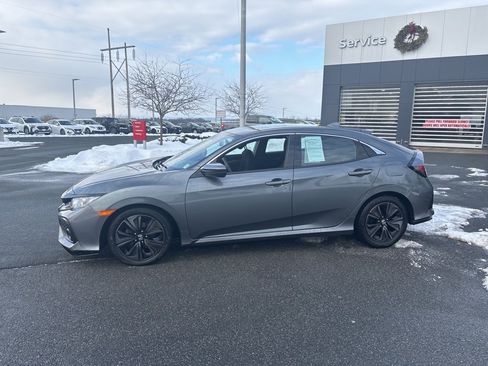 Used 2019 Honda Civic EX image 4