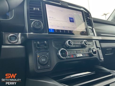 New 2026 Ford F350 Lariat w/ Black Appearance Package image 25