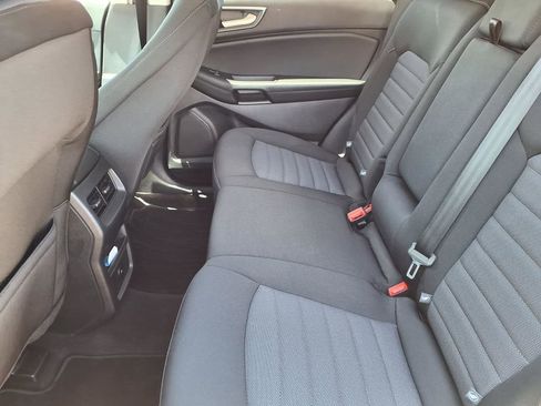 Used 2024 Ford Edge SE AWD/4WD image 12