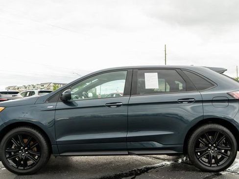 Used 2022 Ford Edge ST-Line w/ Cold Weather Package AWD/4WD image 9