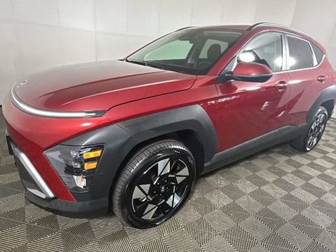 Certified 2025 Hyundai Kona SEL AWD/4WD image 6