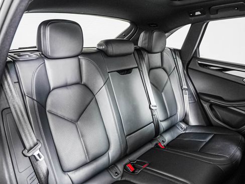 Certified 2026 Porsche Macan S AWD/4WD image 6