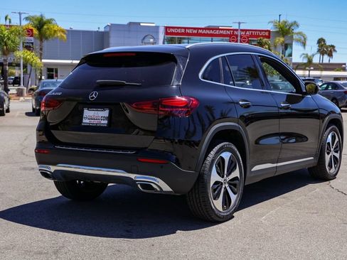 Used 2025 Mercedes-Benz GLA 250 image 4