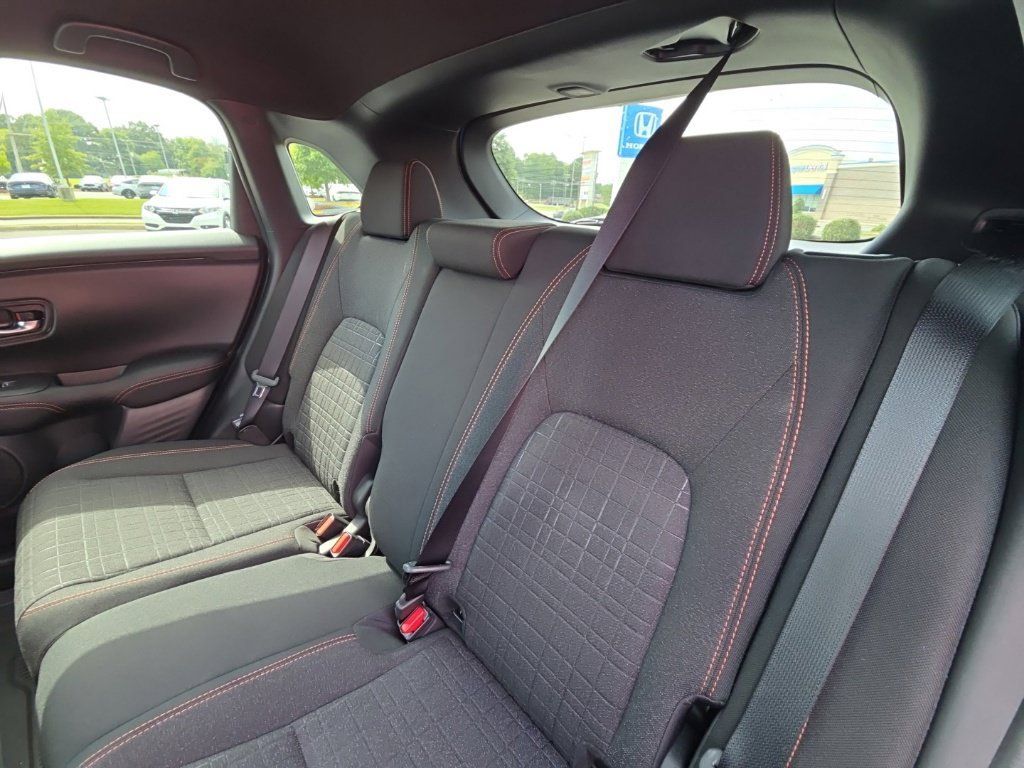 Used 2026 Honda HR-V Sport image 13