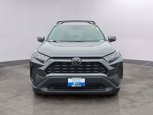 Used 2021 Toyota RAV4 LE image 2