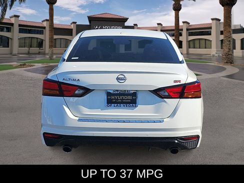 Used 2023 Nissan Altima 2.5 SR FWD image 7