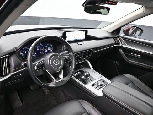 Certified 2024 MAZDA CX-90 Plug-In Hybrid w/ Premium Pkg image 24