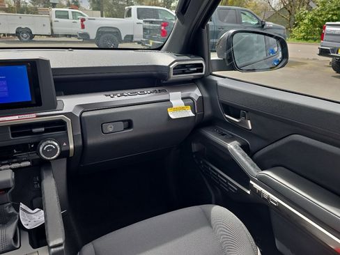 New 2026 Toyota Tacoma TRD Off-Road AWD/4WD image 20