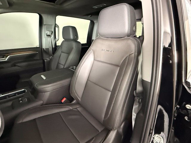 Used 2026 GMC Sierra 2500 Denali w/ Denali Reserve Package AWD/4WD image 6