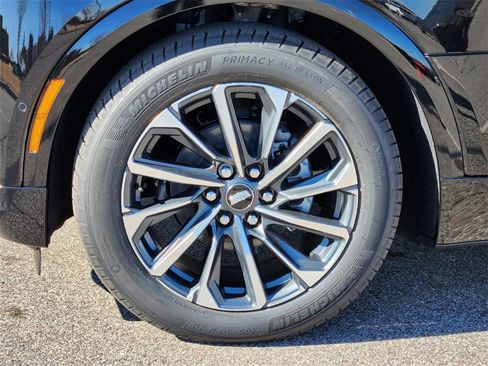 New 2025 Cadillac Lyriq Sport image 14