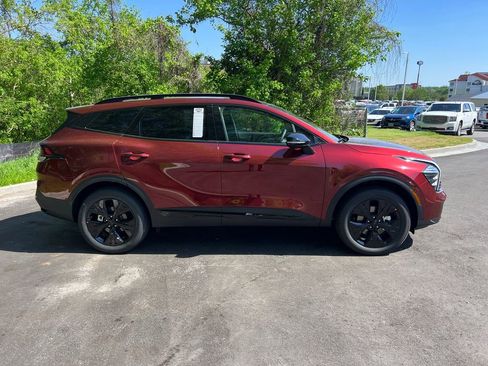 New 2025 Kia Sportage X-Line w/ Premium Package image 8