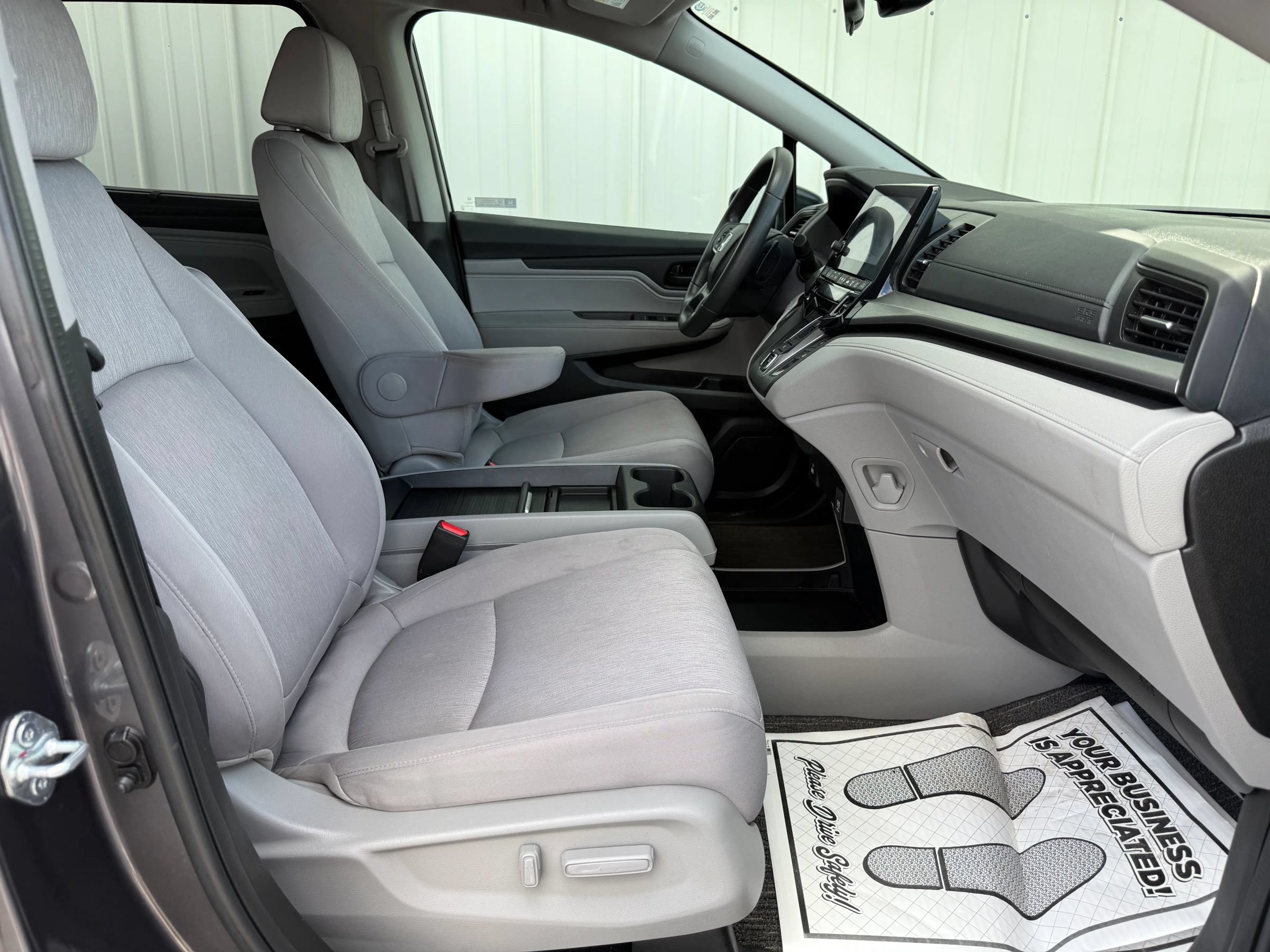 Used 2023 Honda Odyssey EX image 32